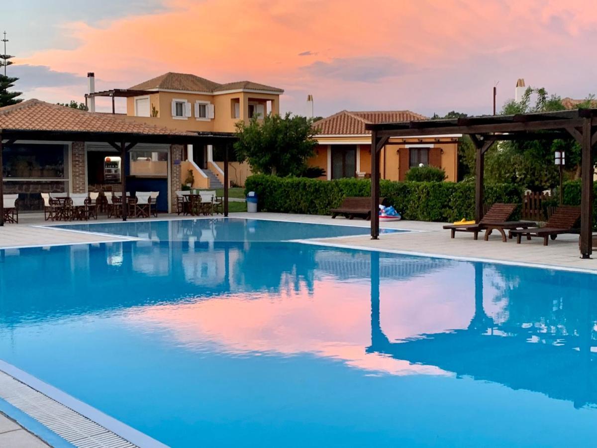 Boutique Hotel Ileas Village Arkoudi Exterior photo